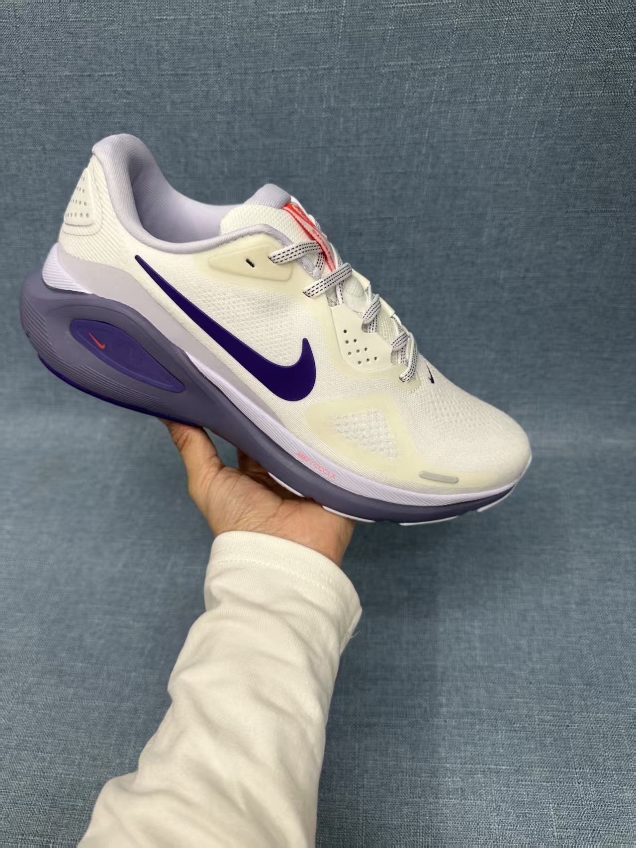 Nike Zoom Structure 26 Ash And Purple